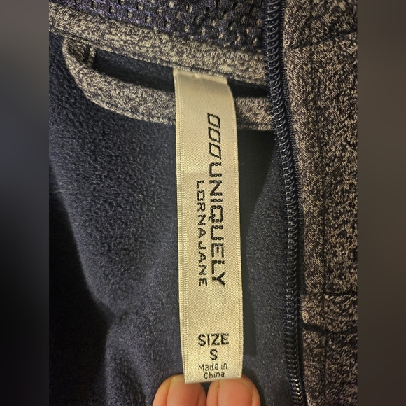 Lorna Jane Womens Size Sm Vest Navy,‎ Uniquely, Active - Picture 6 of 9